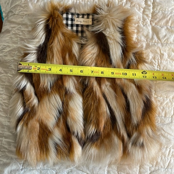 Lacey Lane Toddler's Faux Fur Vest. Super Cute. Very Good Condition. Size 2. - Picture 12 of 15